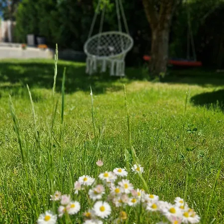 Perle Am Rande Von Berlin Mit Terrasse, Whirlpool & Pur
